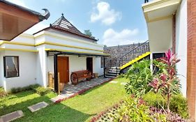 Pool Villa Saung Suluh